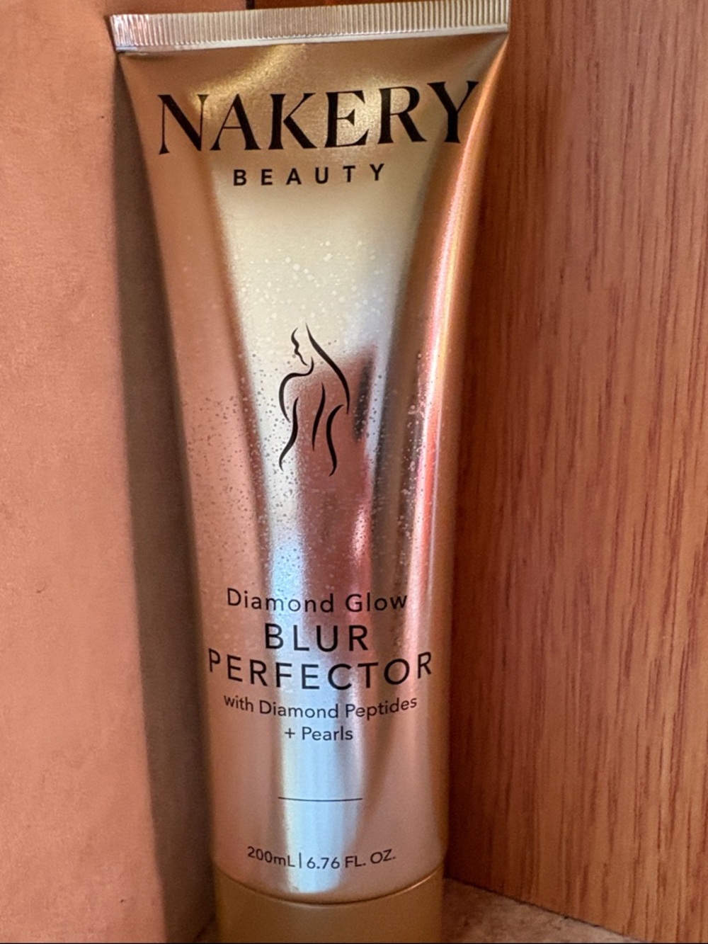 Nakery Diamond Glow Blur Perfector - Gold